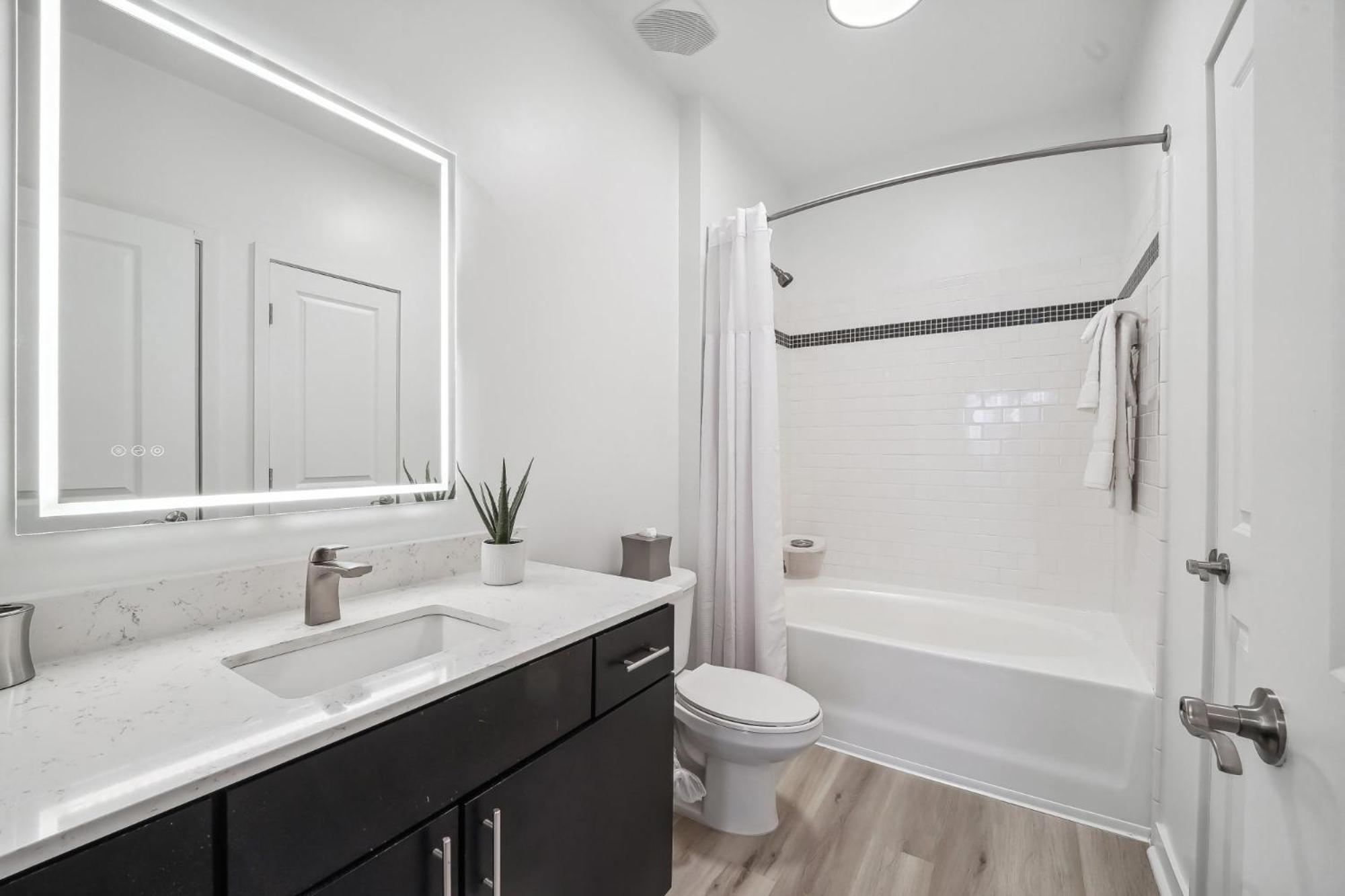 Premium Apartments And Studios At Midtown 205 In Charlotte Ngoại thất bức ảnh