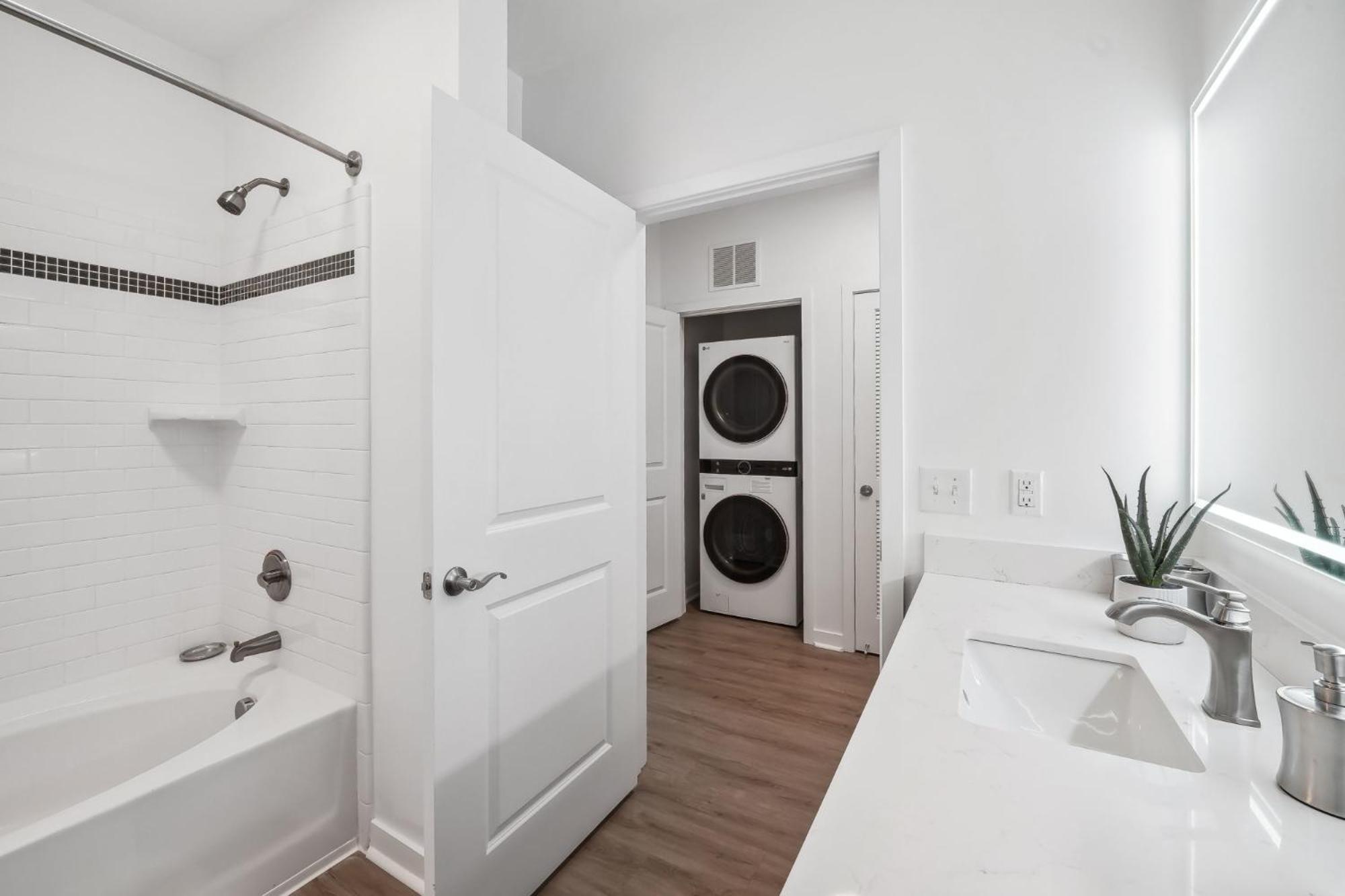 Premium Apartments And Studios At Midtown 205 In Charlotte Ngoại thất bức ảnh
